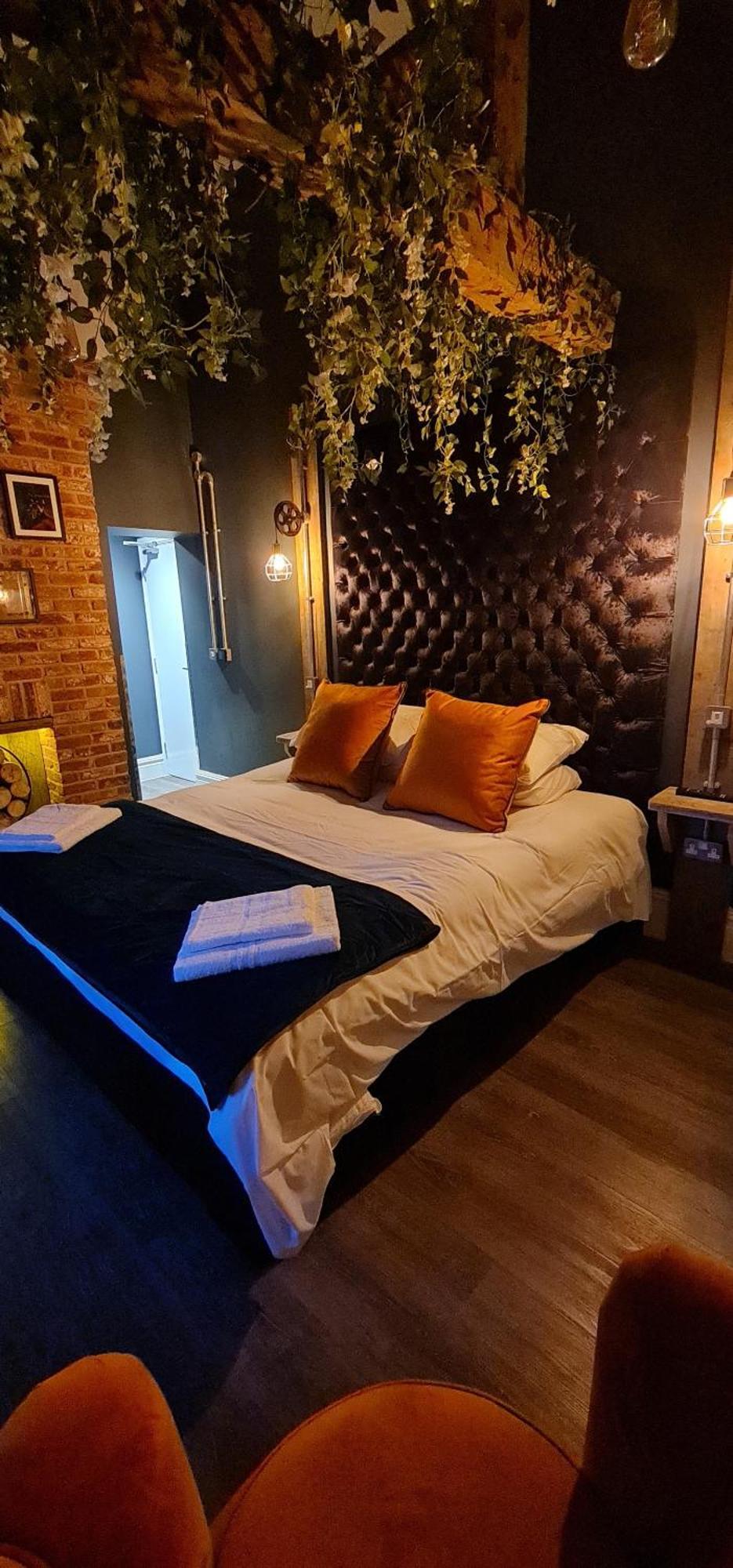 The Waterside Bar, Rooms & Restaurant สวินตัน ห้อง รูปภาพ